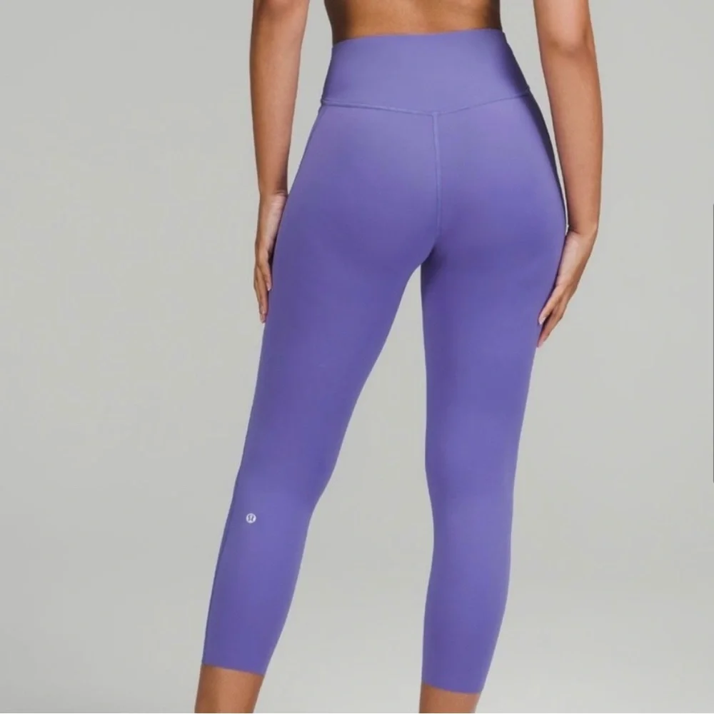 Lululemon “Like New” Dark Lavender Set - Picture 3 of 9